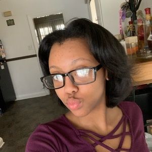 Meet your Posher, Keyana